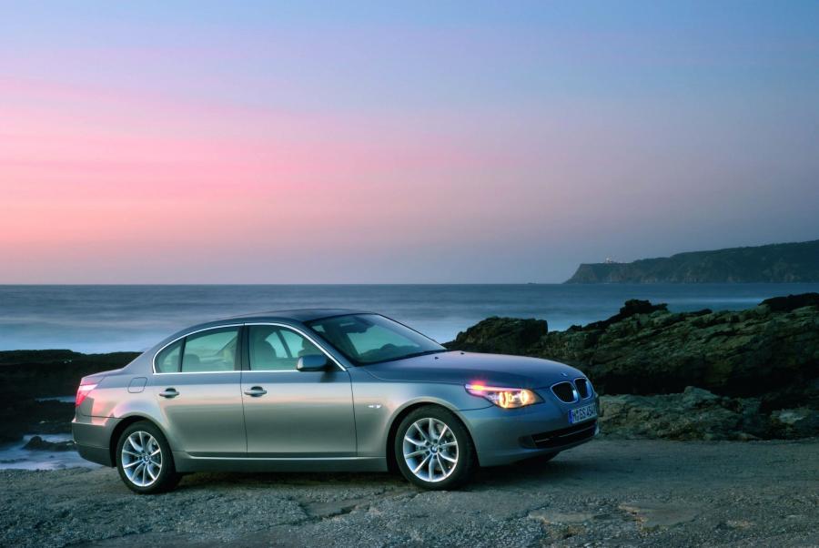  BMW 5-Series 2007 года  (фото 53 из 93)